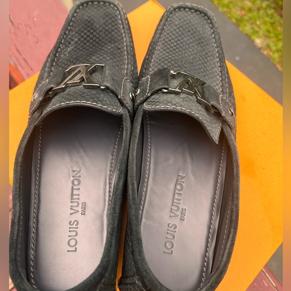 LOUIS VUITTON MENS DARK GRAY LOAFERS SIZE 8.5 - Picture 13 of 15